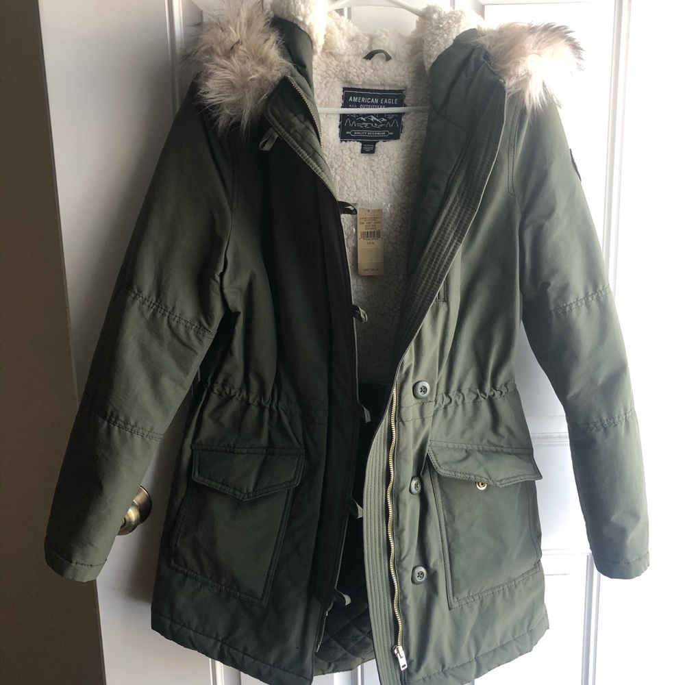 American Eagle green puffer coat